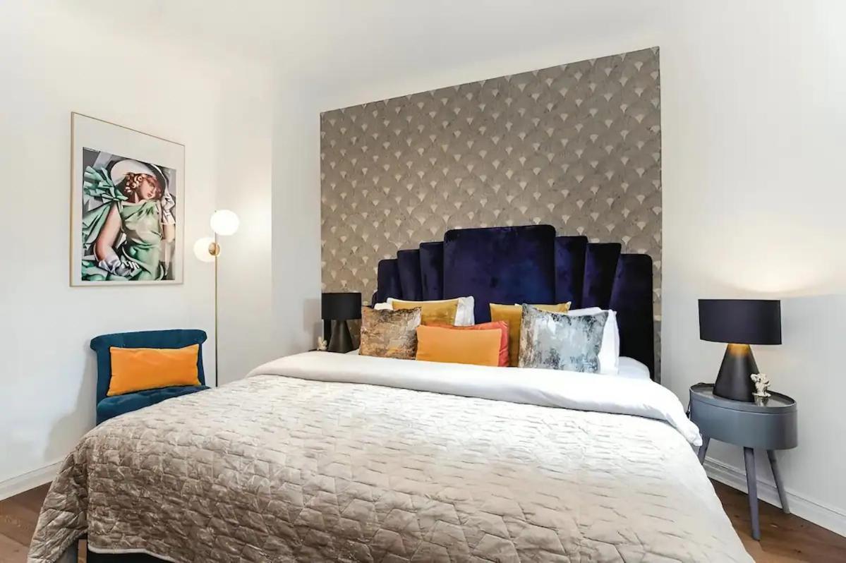 Awesome Leicester Sq! Fashion Flat For Theatre Families And Happy Friends Leilighet London Eksteriør bilde